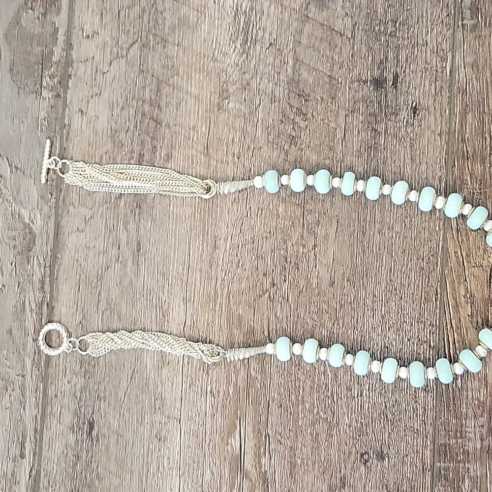 Costume Jewelry - Picture 5 of 10